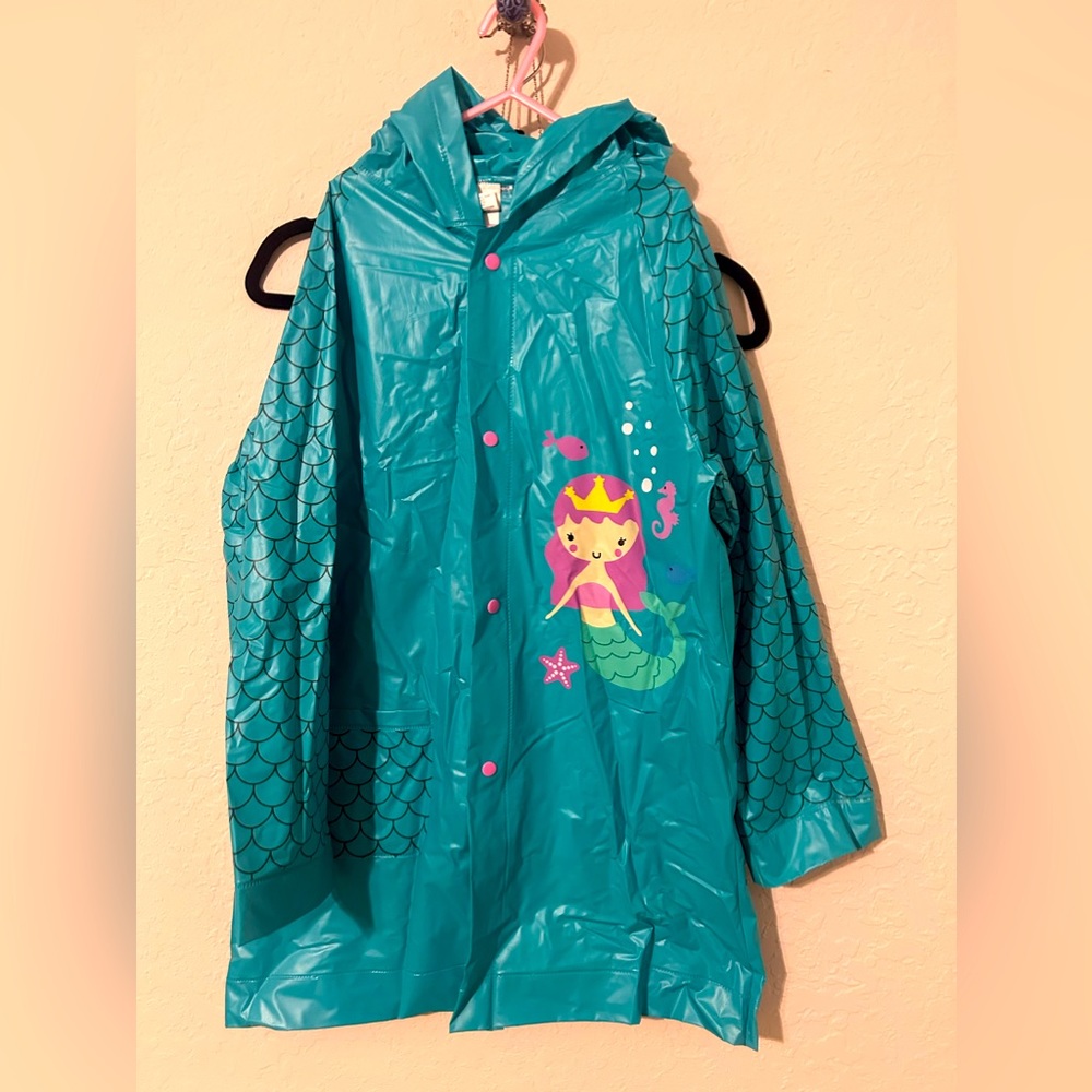 5/$15 🎉 Girl's (10) Vinyl Raincoat - Waterproof